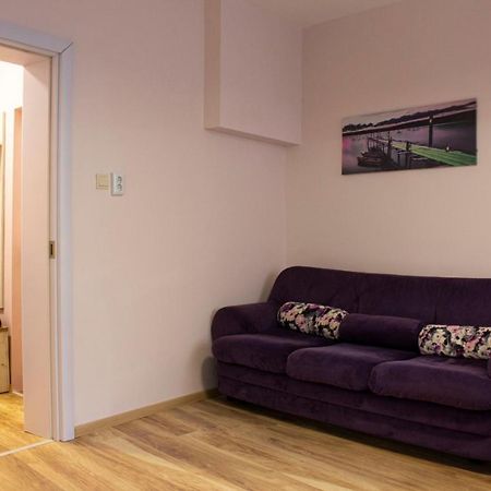Ferienwohnung Ultraviolet Warna Exterior foto